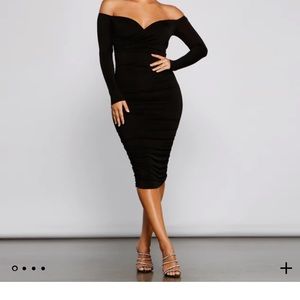 Off the shoulder ruched midi dress